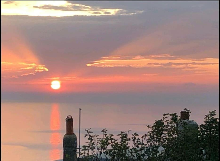 Seaview Cottage With Oodles Of Charm Sleeps 4 Portland Exterior photo